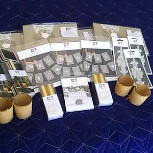 David Tutera 20pc Wedding decor and Guest Books